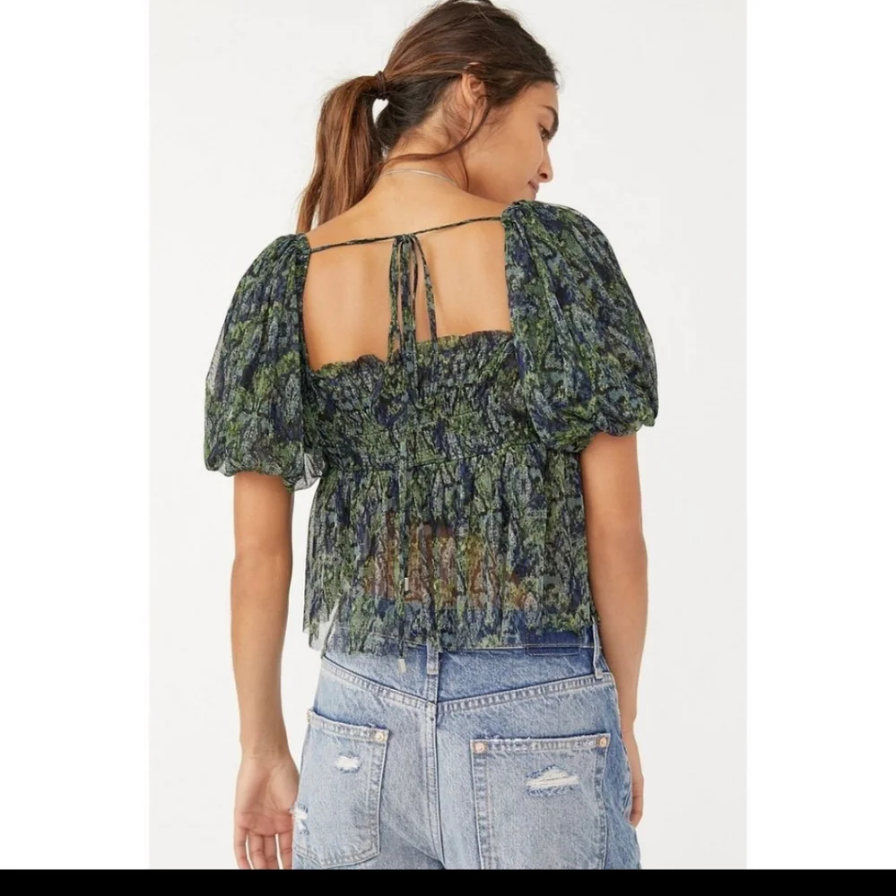 Free People Green Navy Floral Puff Sleeve Peplum Blouse